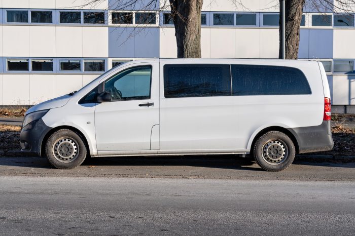Mercedes-Benz Vito (older gen)